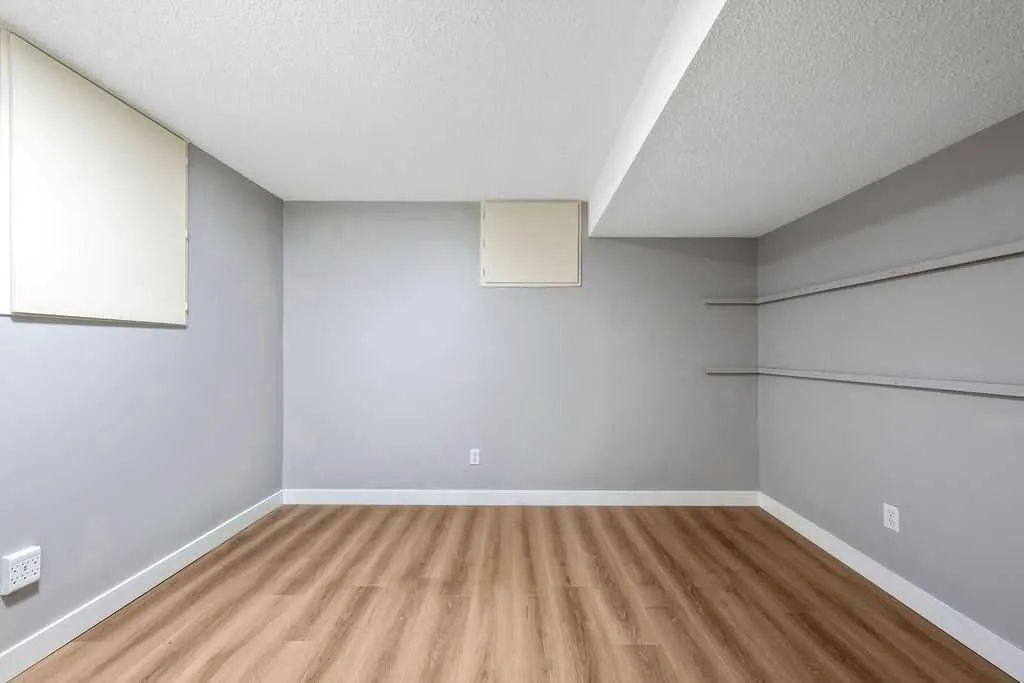 218A Allan Crescent SE