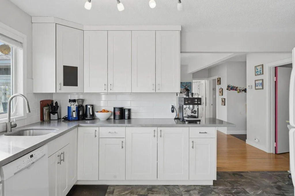 3239 Kenmare Crescent SW