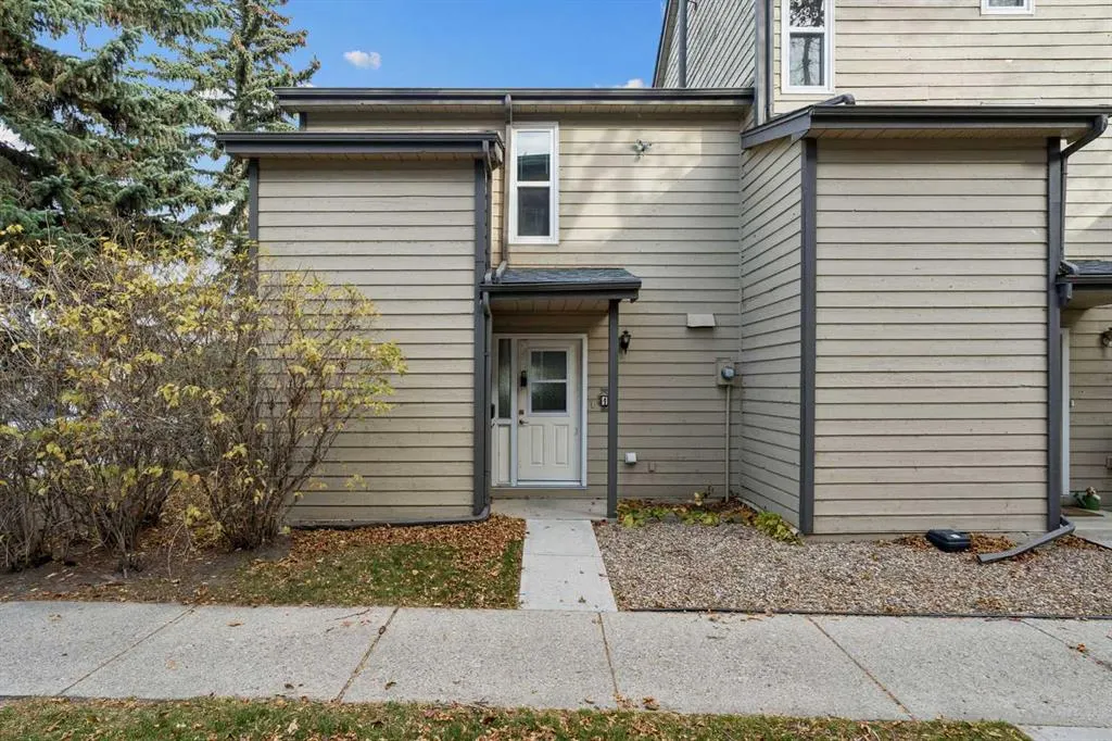 99 Grier Place NE #1
