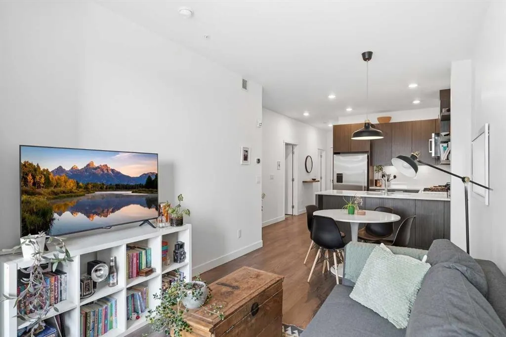 88 9 Street NE #628