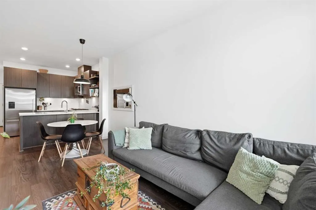 88 9 Street NE #628