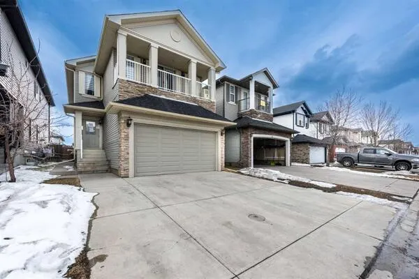 422 Taralake Way NE