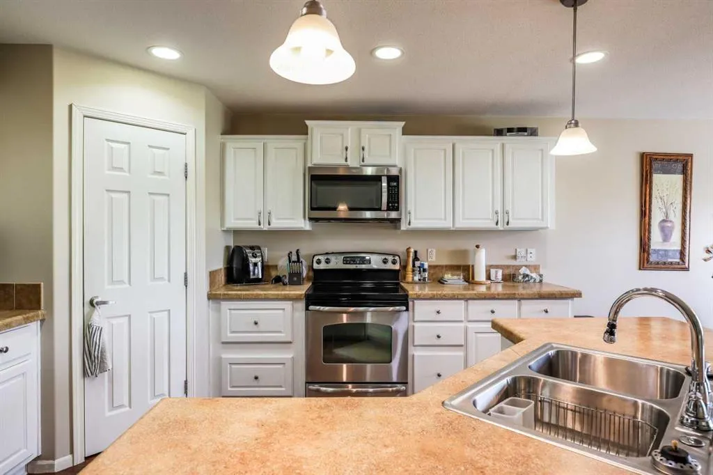 29 Chartwell Place SE