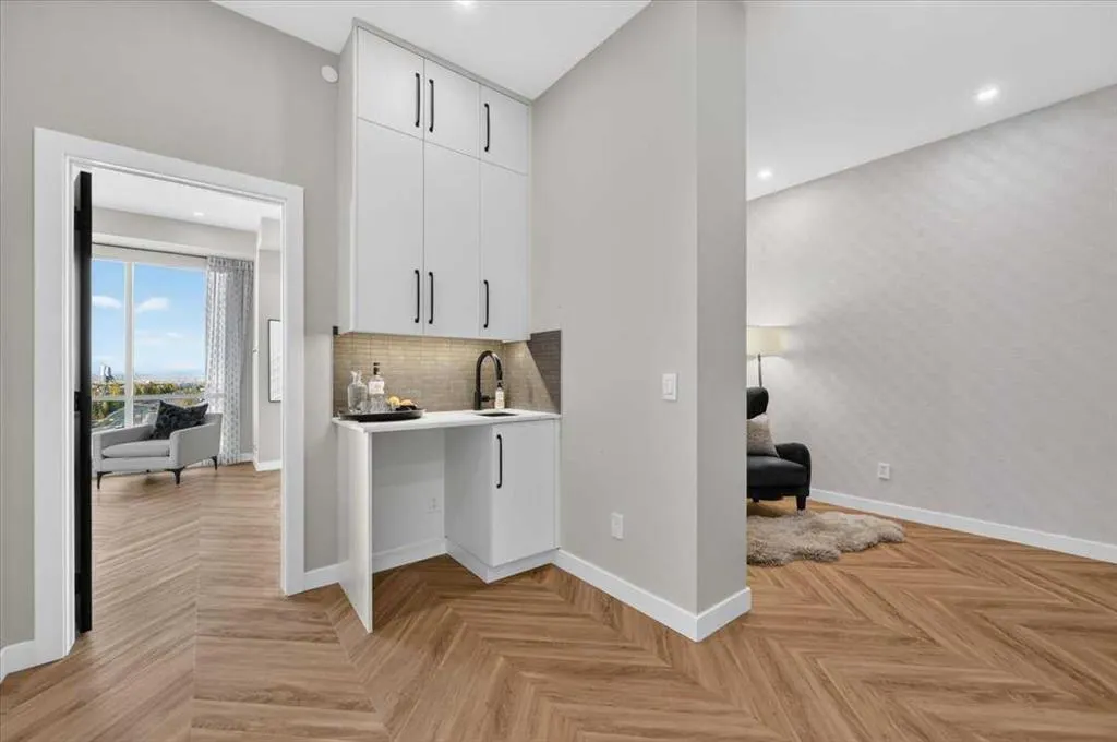 8505 Broadcast Avenue SW #717