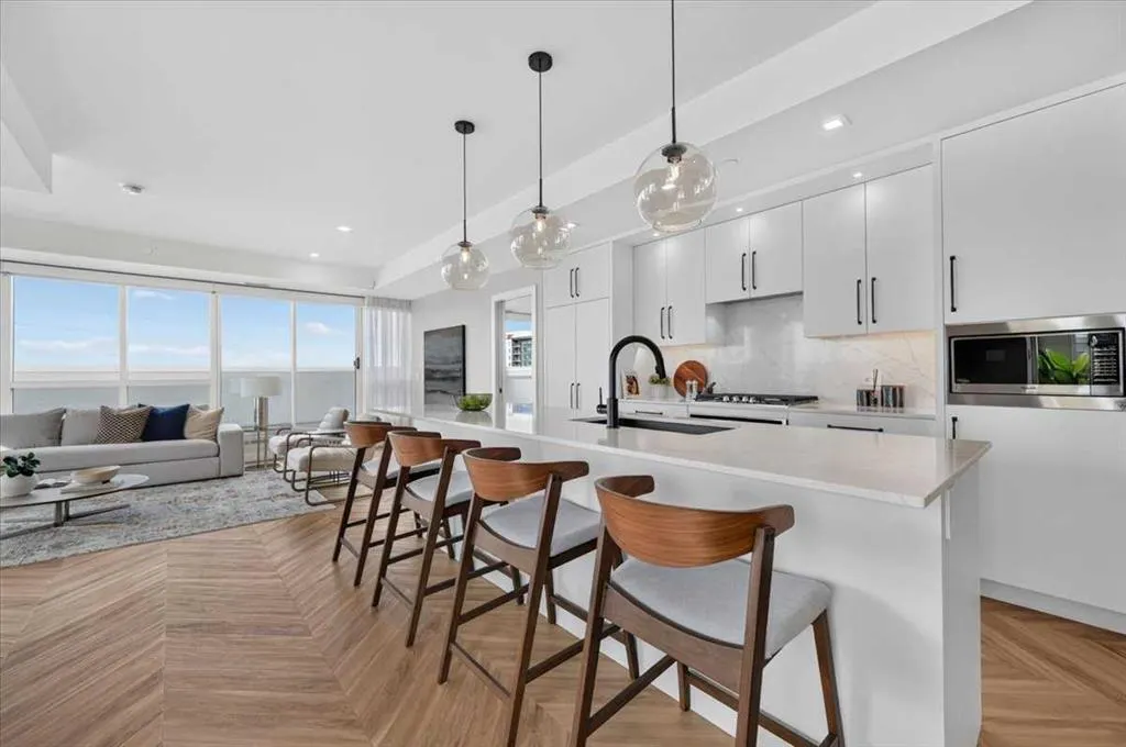 8505 Broadcast Avenue SW #717