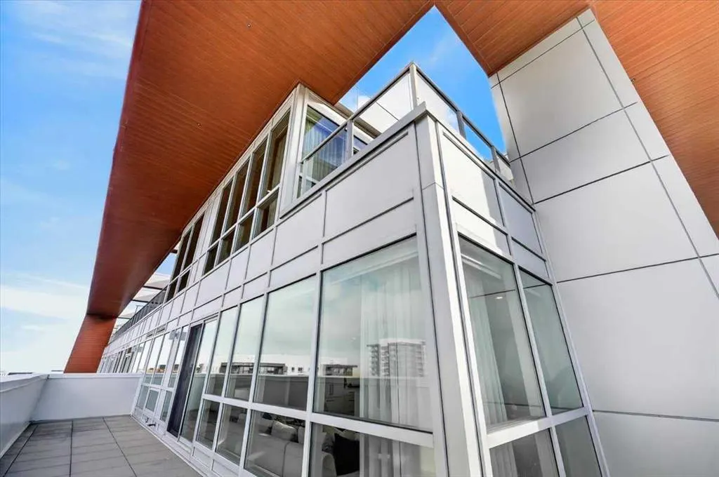 8505 Broadcast Avenue SW #717