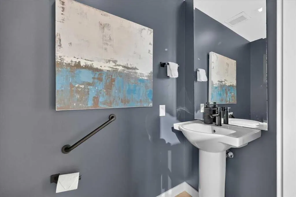 8505 Broadcast Avenue SW #717