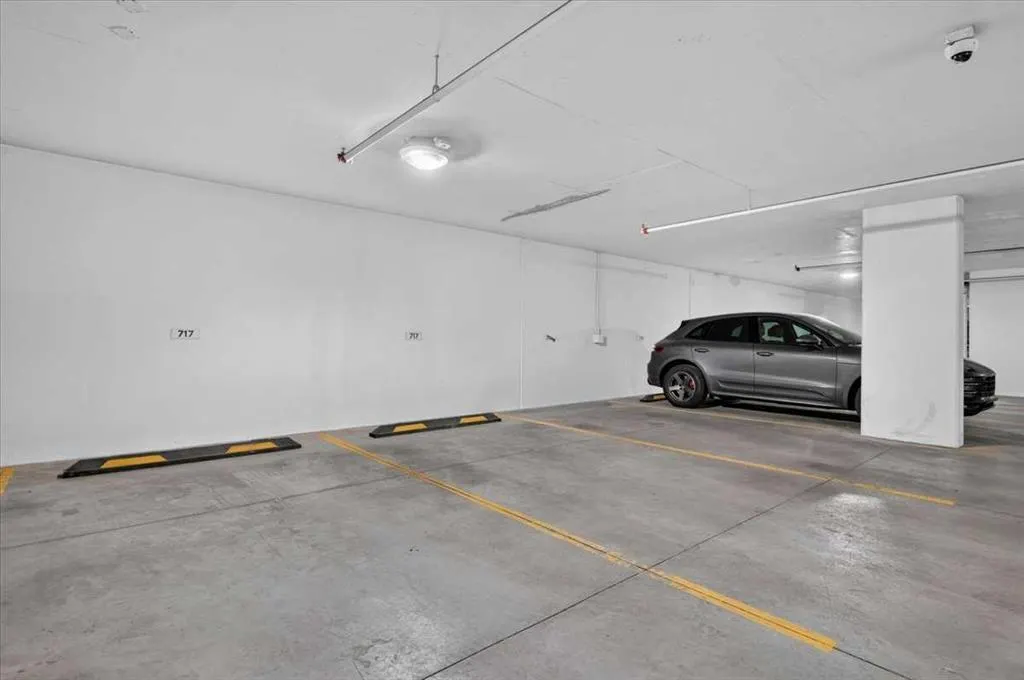 8505 Broadcast Avenue SW #717