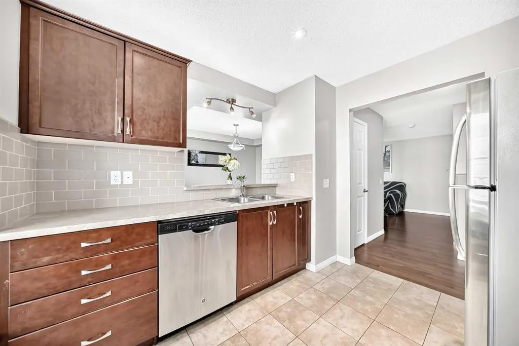 158 Windstone Mews SW