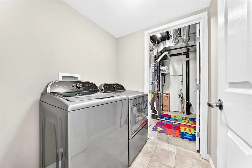 158 Windstone Mews SW