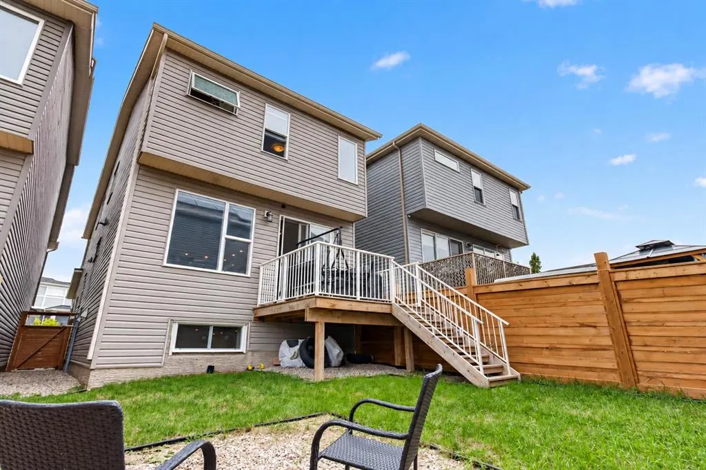40 Sage Bluff Way NW