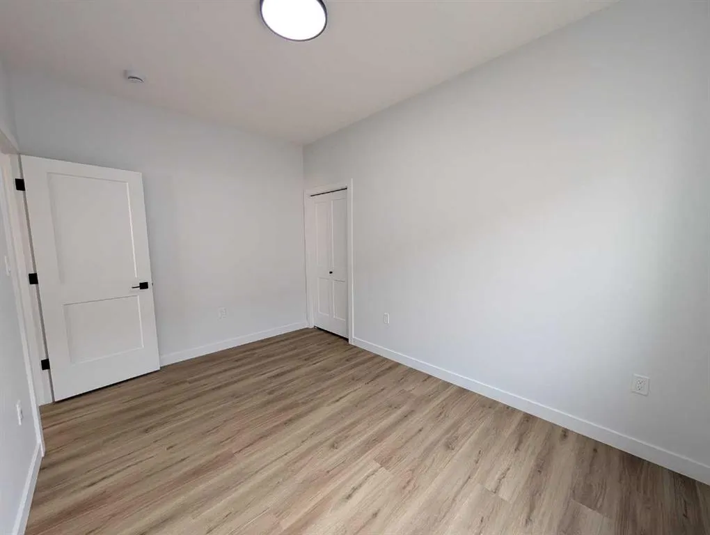 328 Somerside Road SE