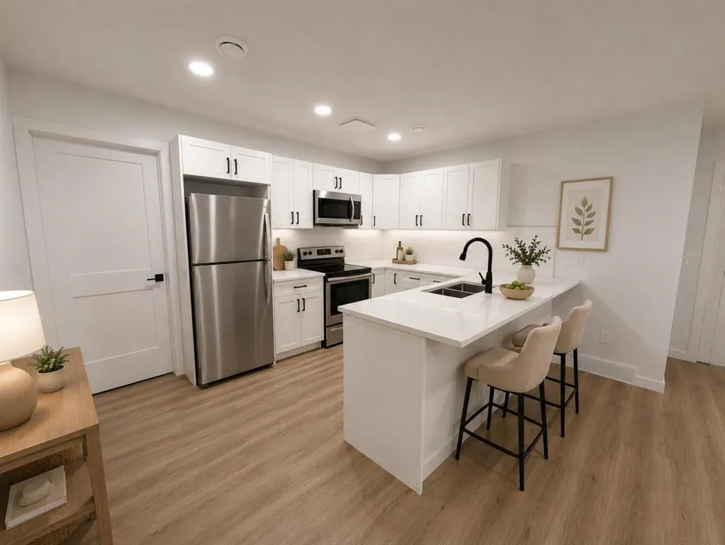 328 Somerside Road SE