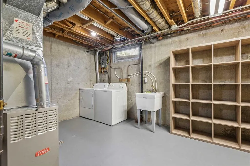 330 Canterbury Drive SW #34