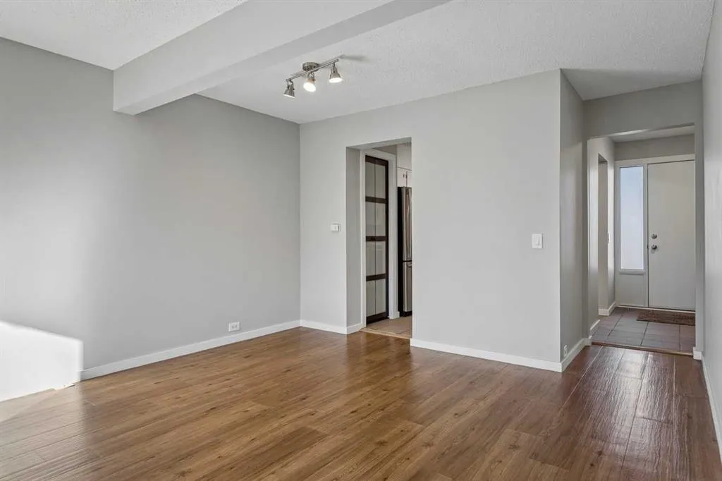 330 Canterbury Drive SW #34