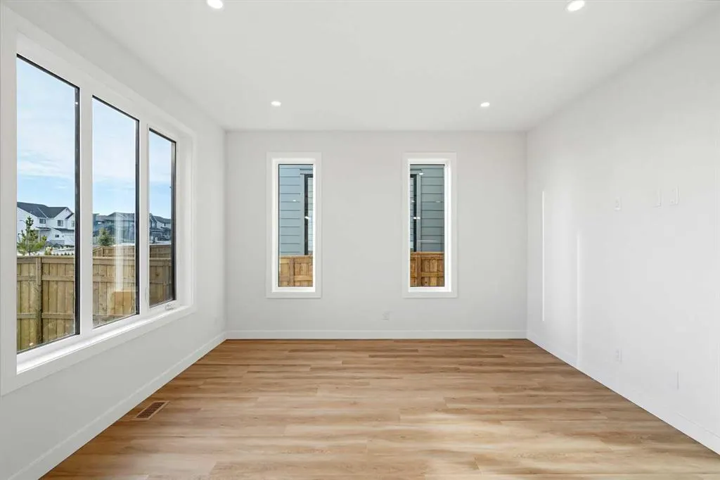 18 Harbour Way