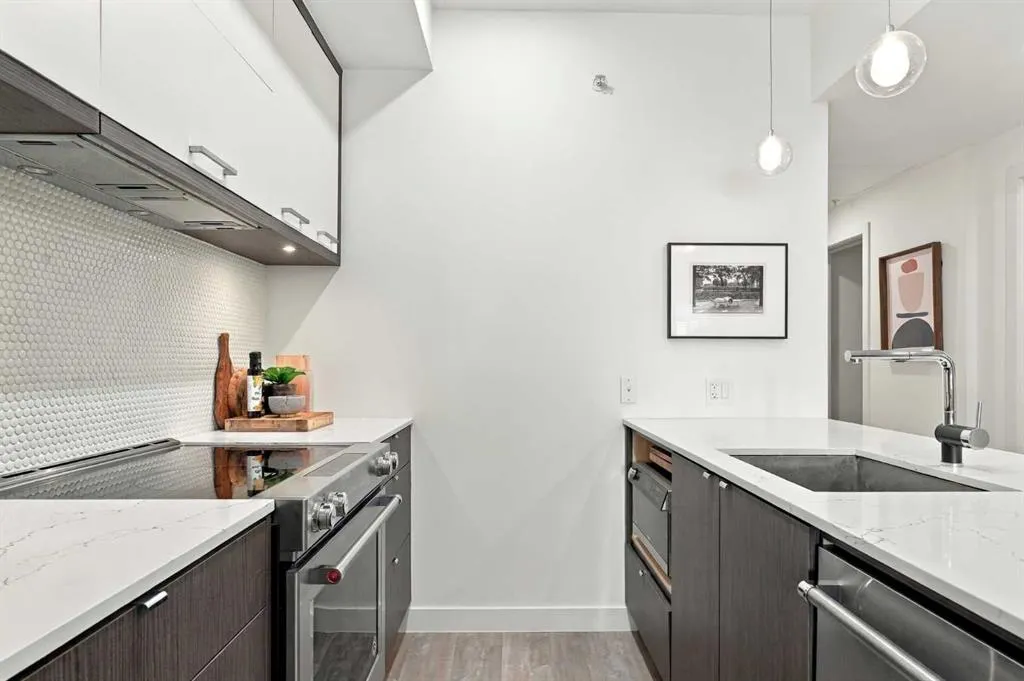 3450 19 Street SW #205