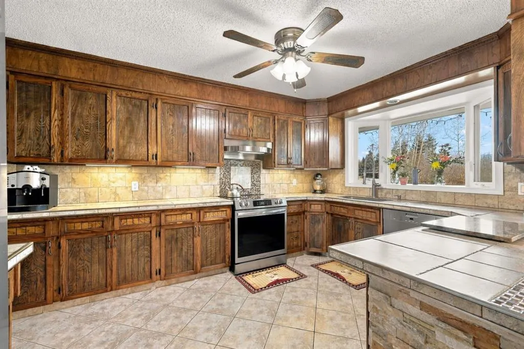 264013 Township Road 433 Township