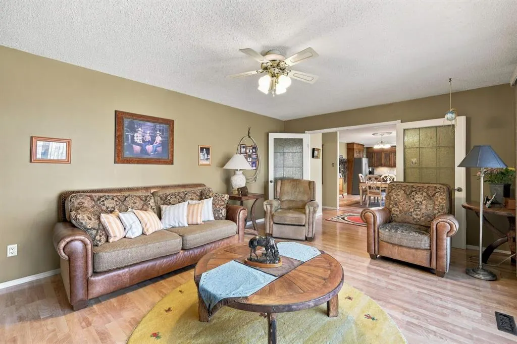 264013 Township Road 433 Township