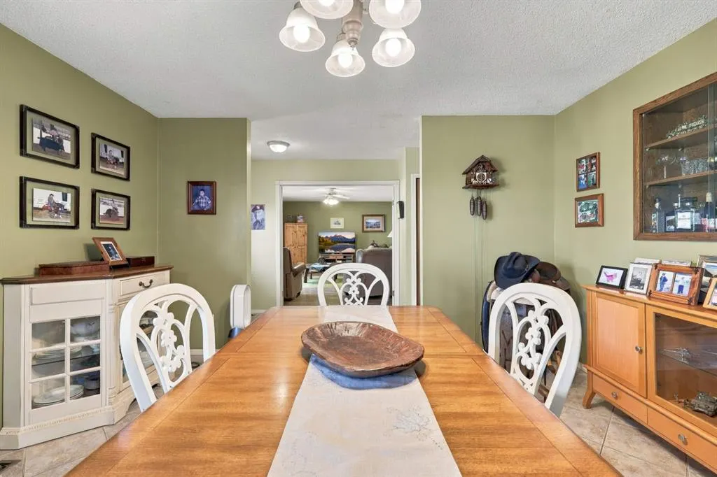 264013 Township Road 433 Township