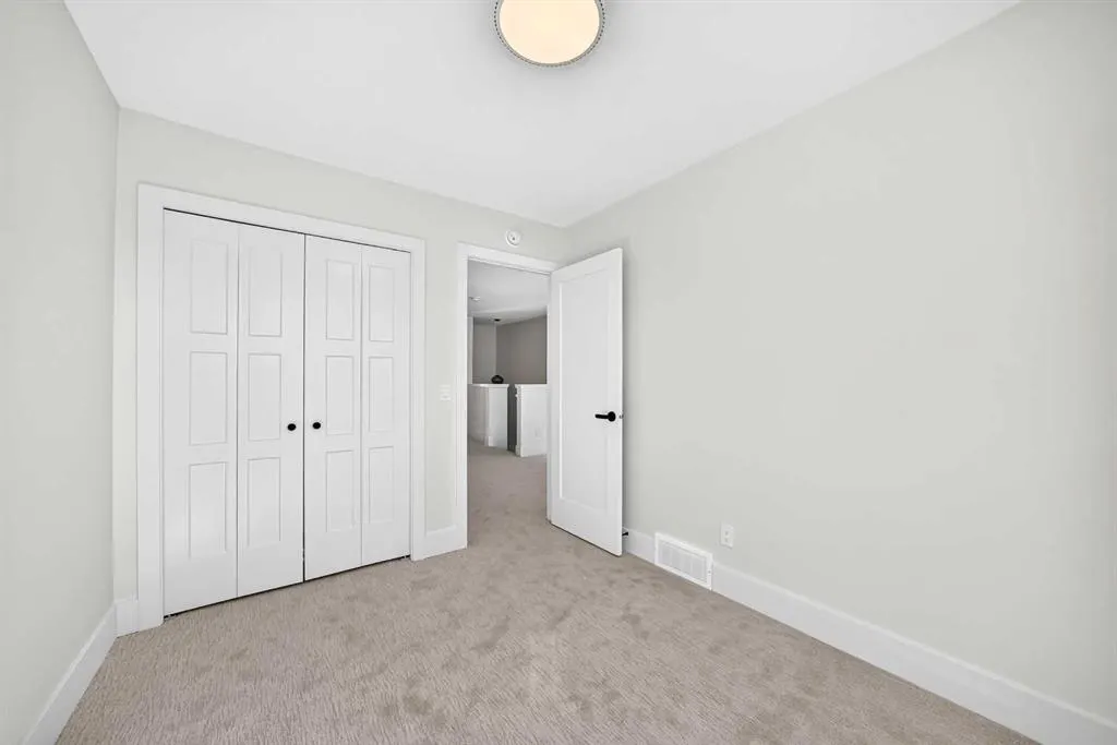 2453 Creeker Lane