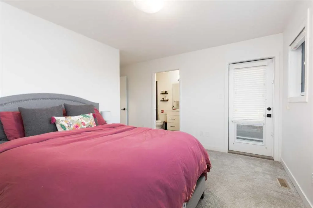 210 Firelight Way W #110