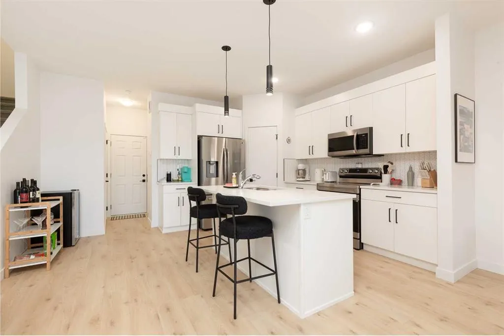 210 Firelight Way W #110