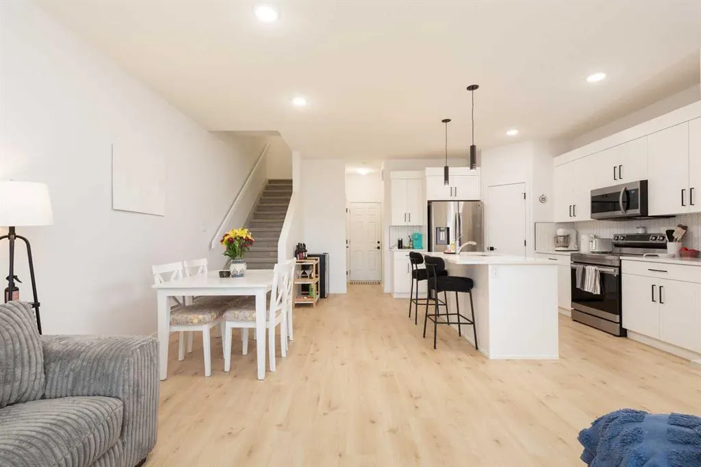 210 Firelight Way W #110