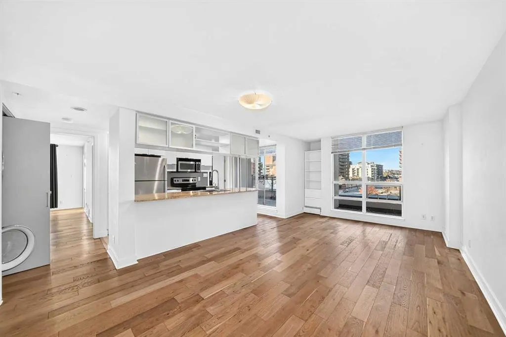 1110 11 Street SW #304