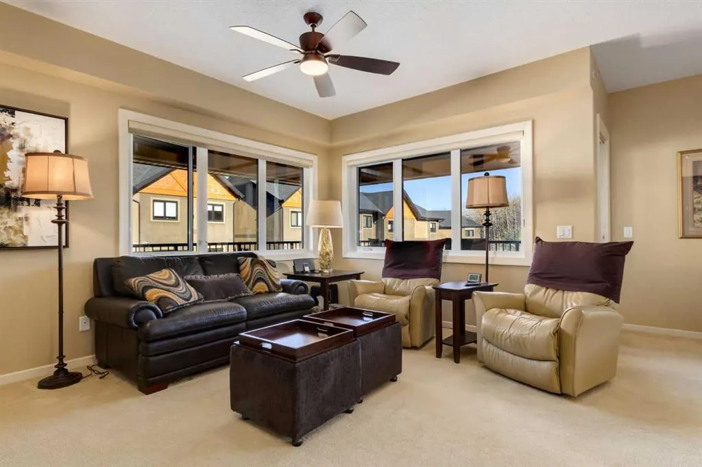 103 Valley Ridge Manor NW #204