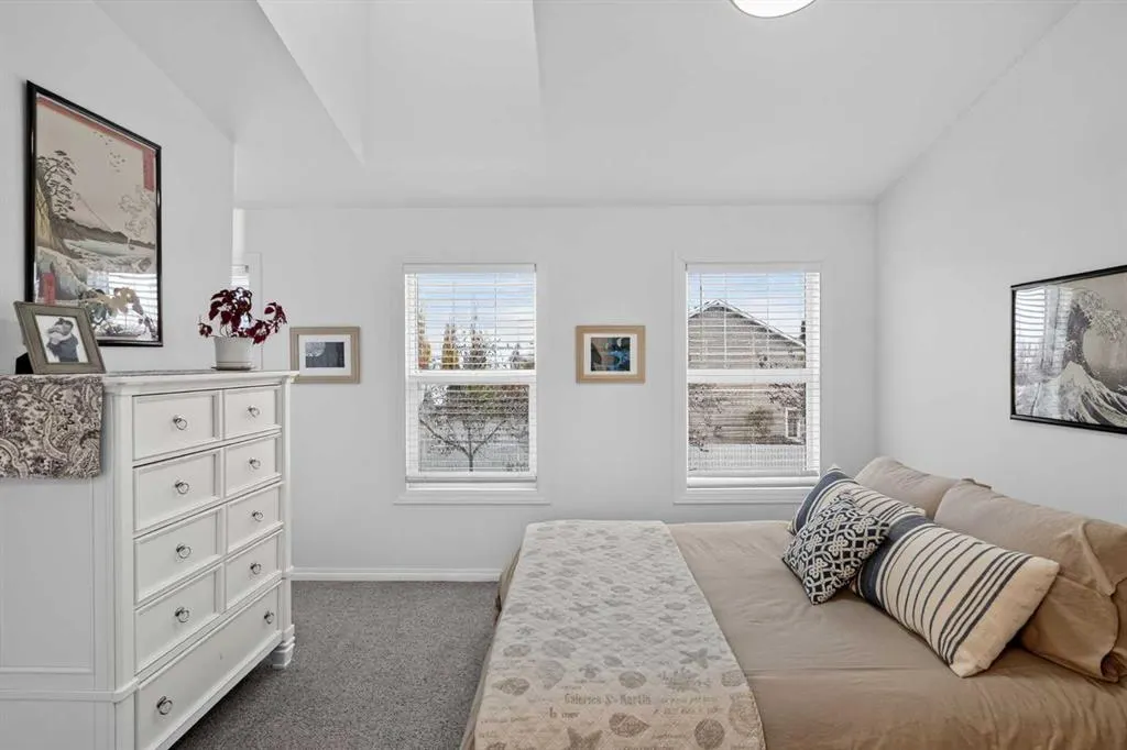 37 Prestwick Park SE