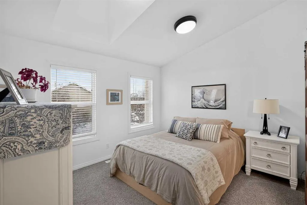 37 Prestwick Park SE
