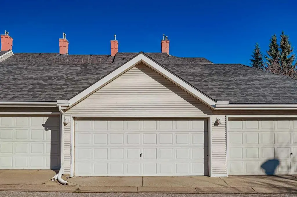 37 Prestwick Park SE