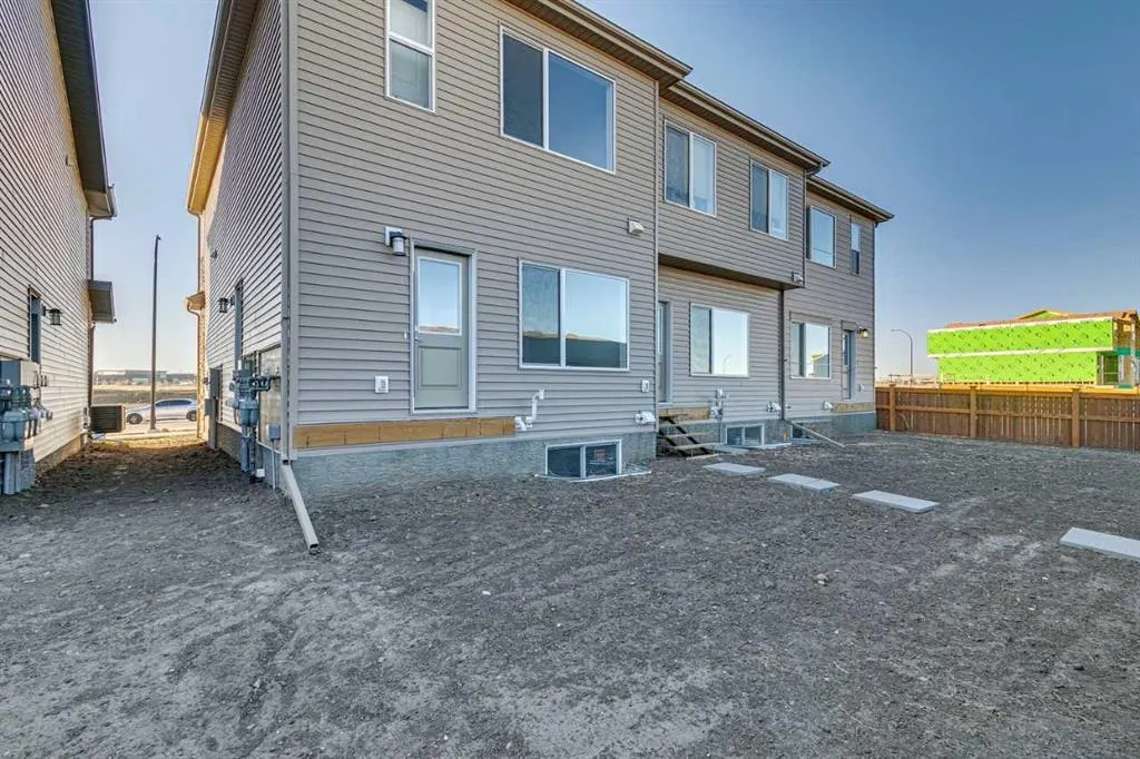 210 Heartwood Parade SE