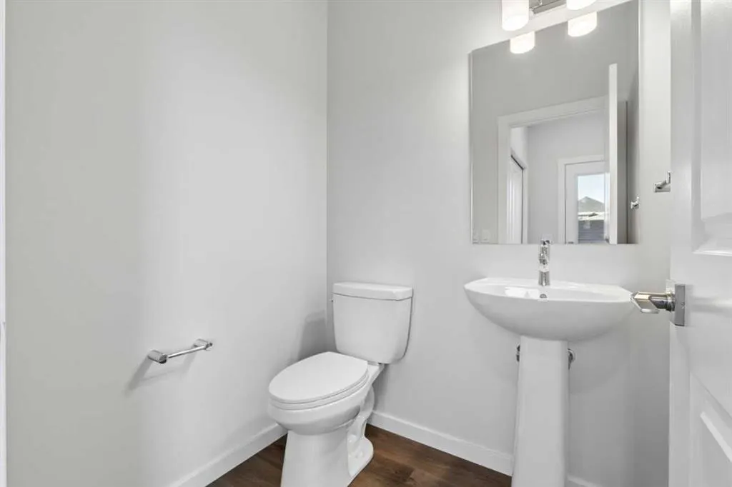 210 Heartwood Parade SE