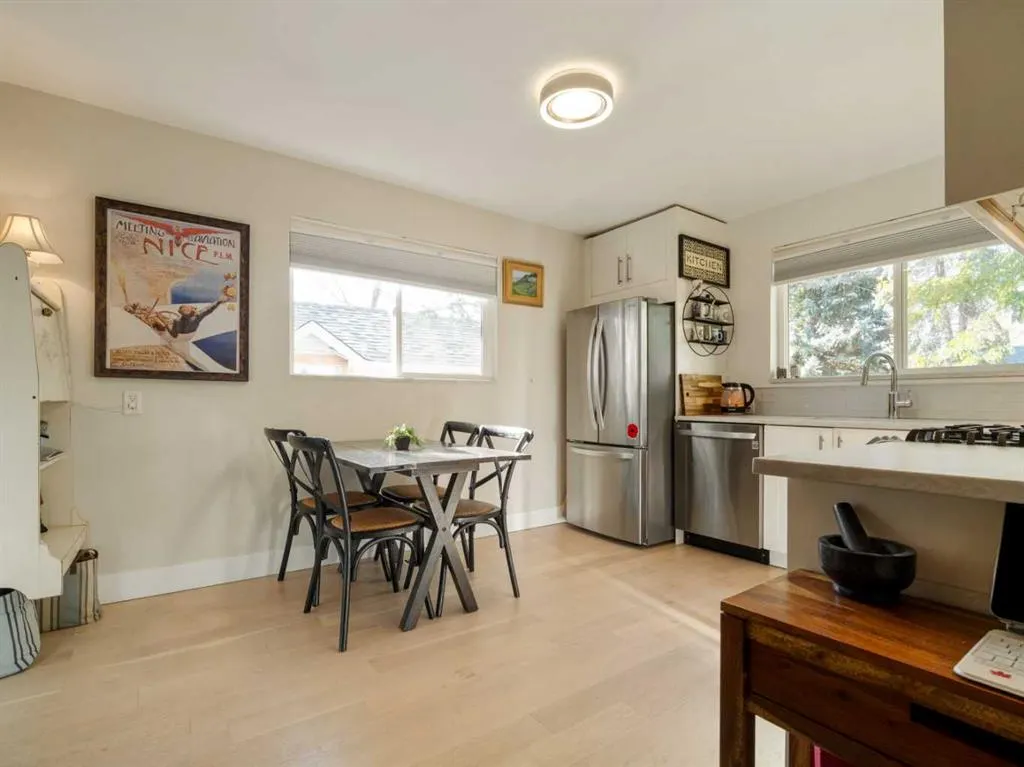 1306 9 Street N