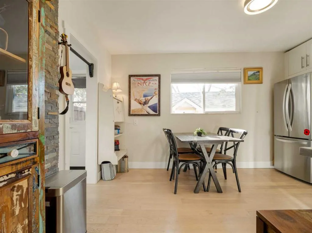 1306 9 Street N