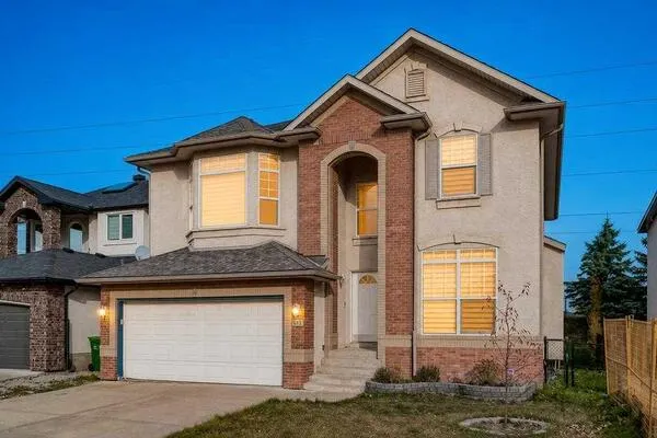 1433 Strathcona Drive SW