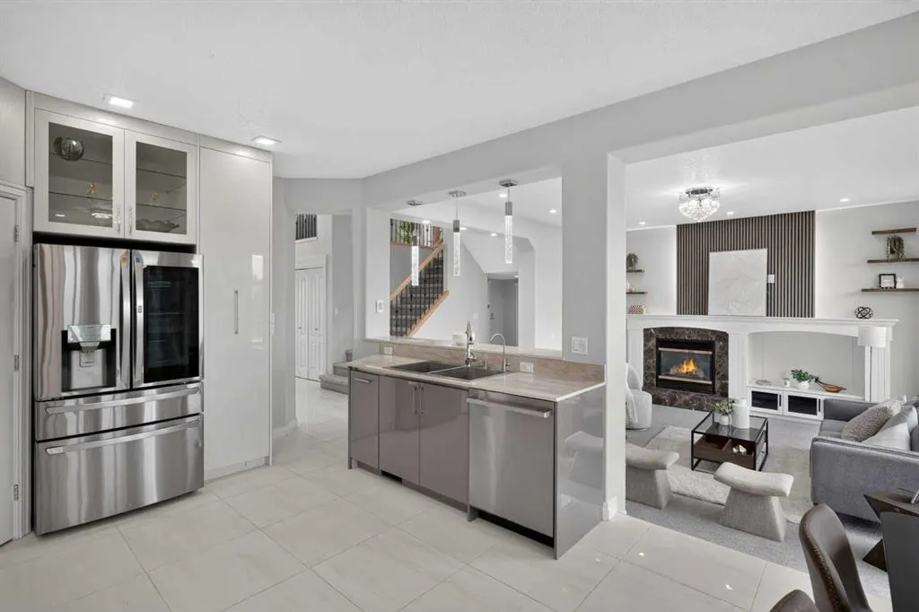 1433 Strathcona Drive SW