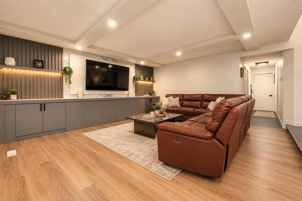 133 Woodbrook Road SW