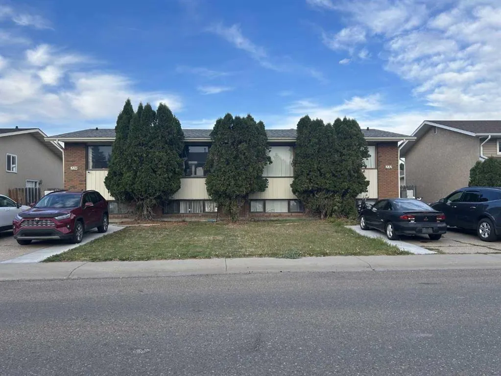 228 & 232 Ross Glen Drive SE