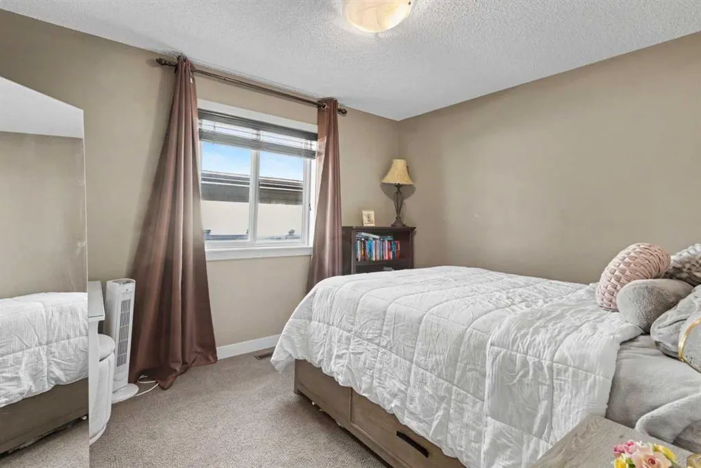 42 Auburn Glen Circle SE