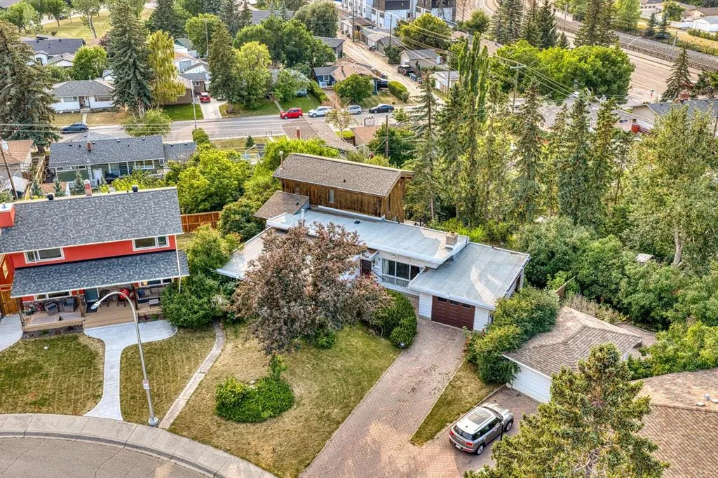 15 Glenview Drive SW
