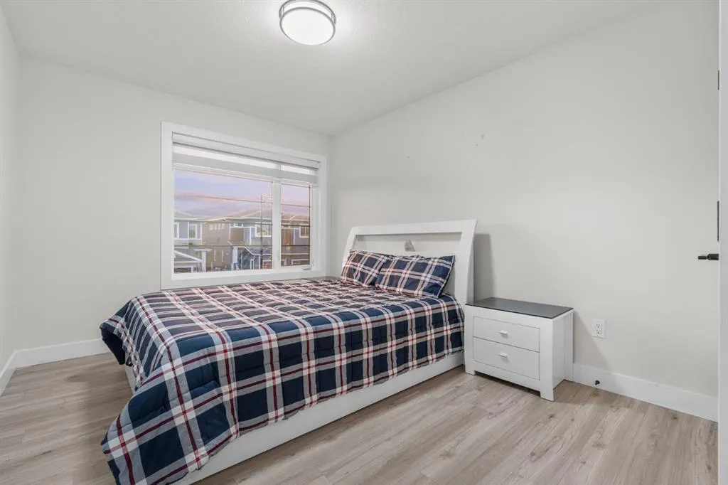 45 Waterford Terrace W
