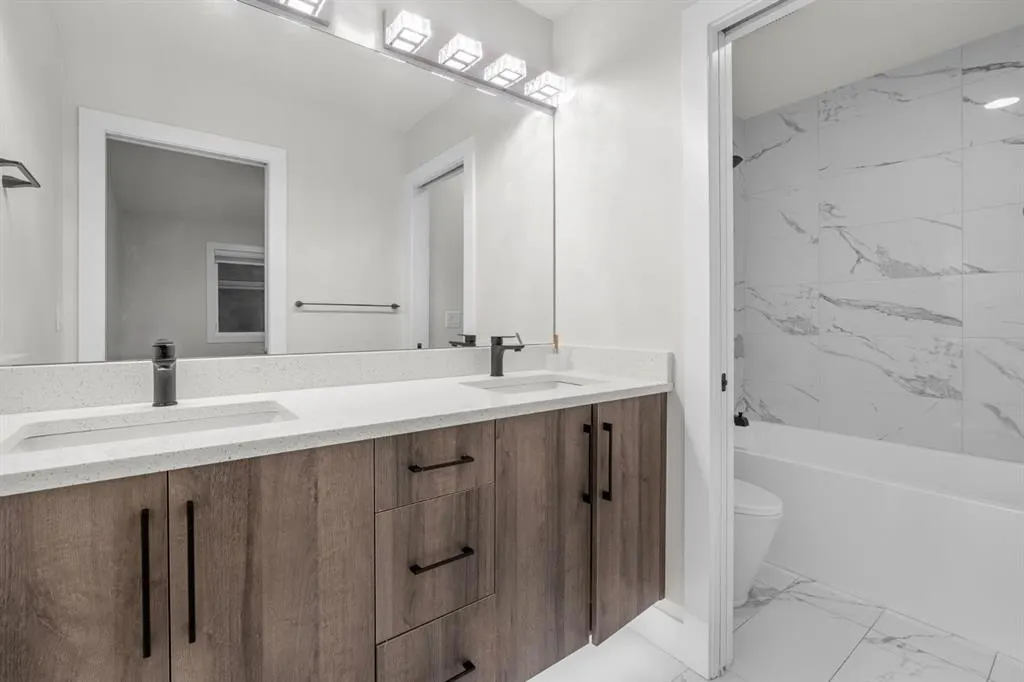 45 Waterford Terrace W