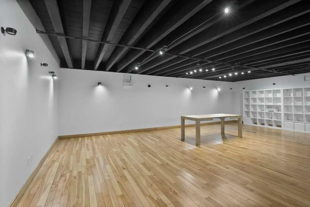 5301 43 Street #116