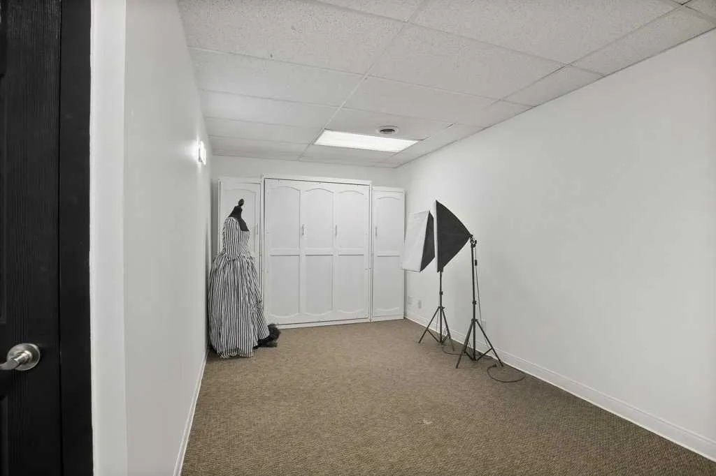 5301 43 Street #116