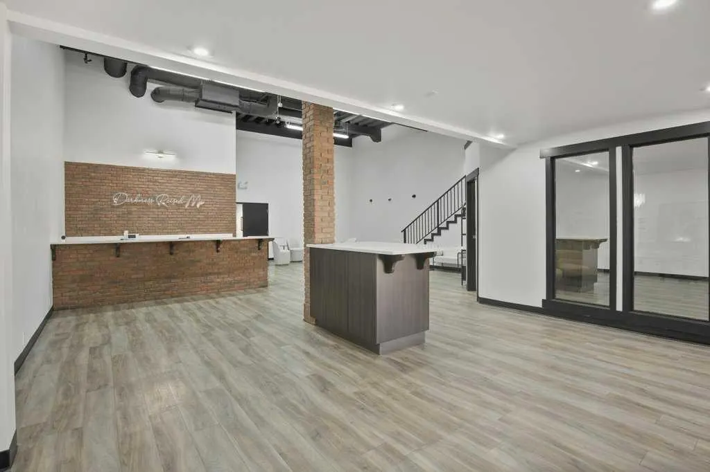 5301 43 Street #116