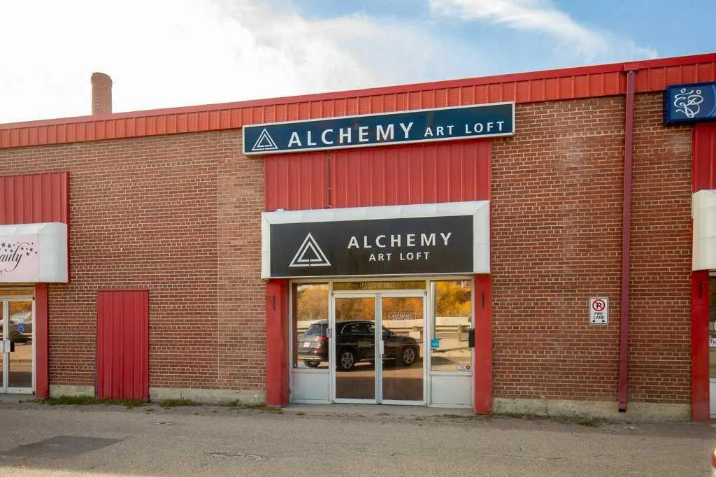 5301 43 Street #116