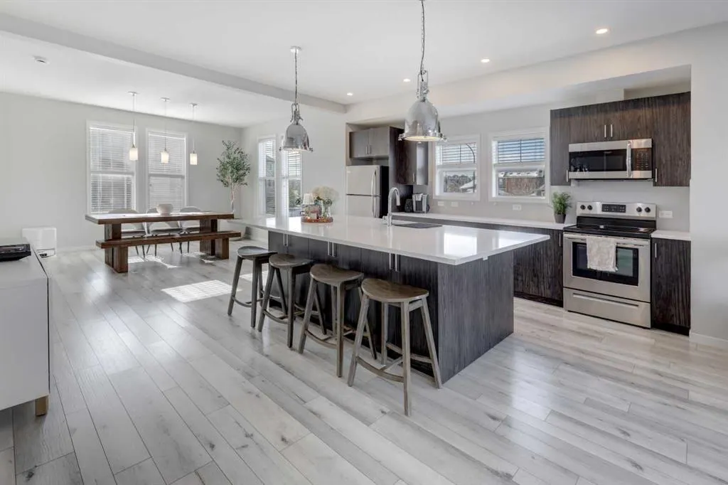 204 South Point Park SW